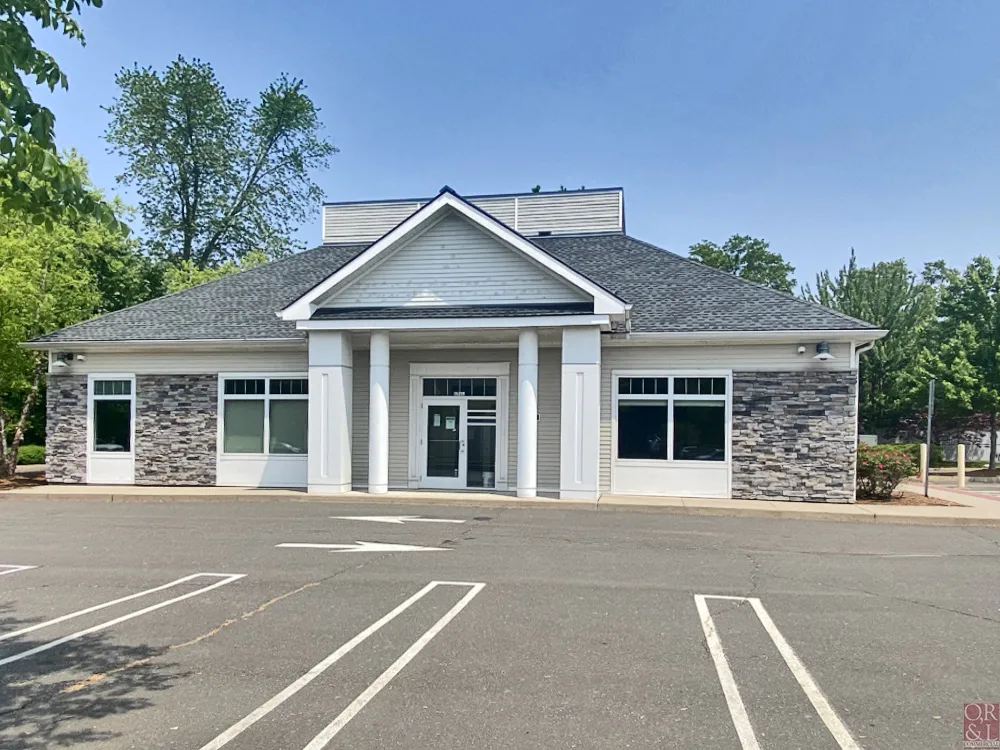 West Hartford - 176 Newington Road <br /><small>For Sublease</small>